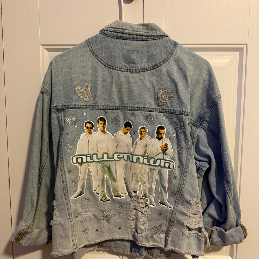 Wild Fable Light Blue Jean Jacket with Graphic Design